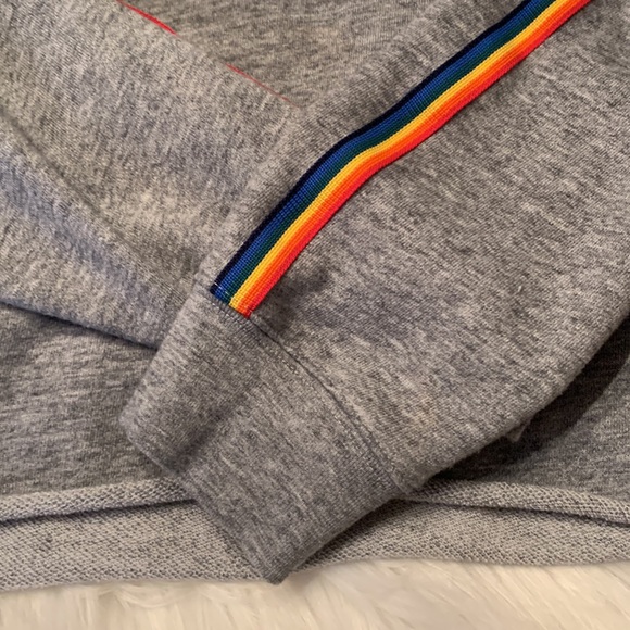 Levi’s crop top sweater - Picture 6 of 8